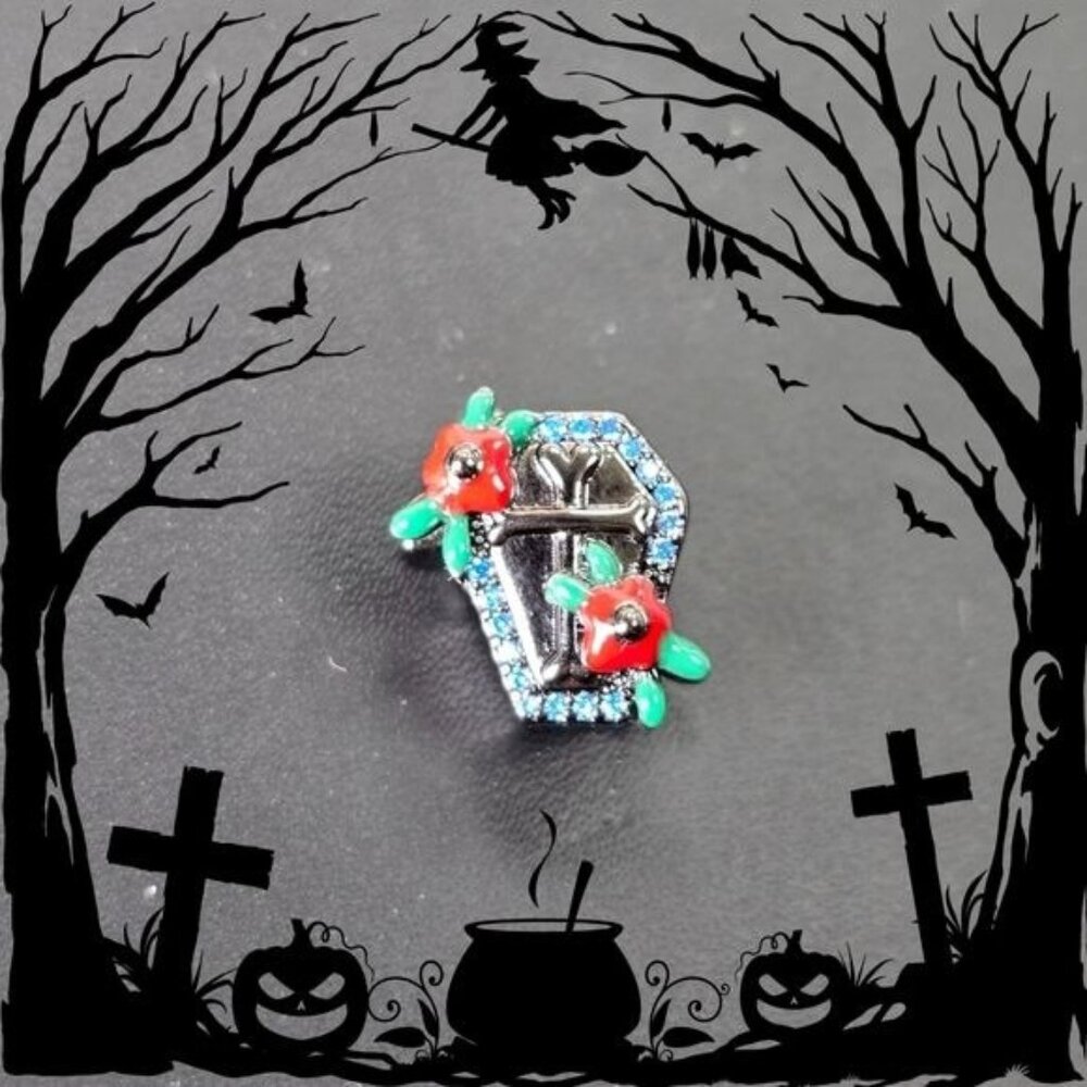 🎃 Unique Coffin Charm with Flowers in 925 Silver‎ (NWOT)